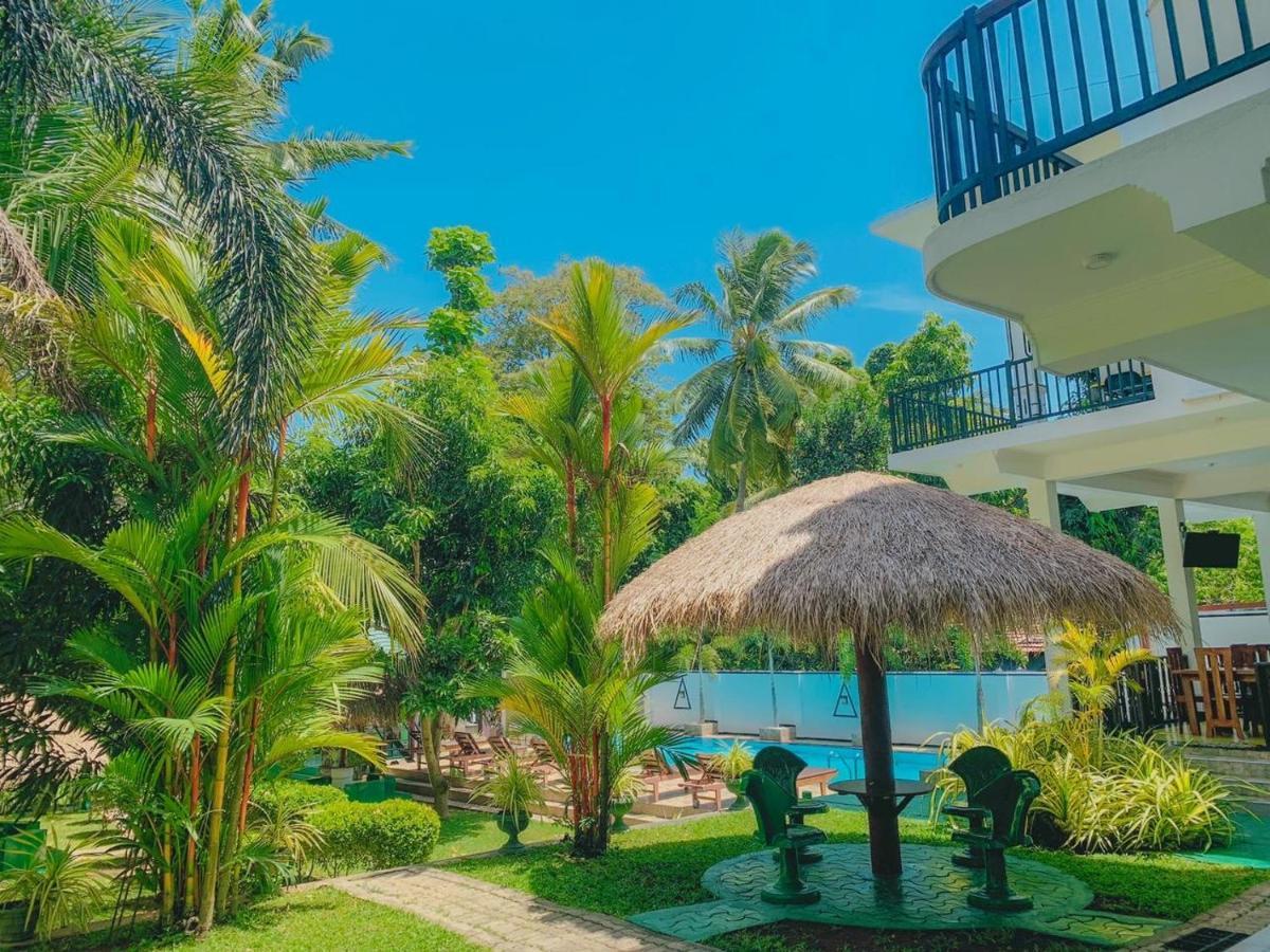 Hotel River Front Tissamaharama Ngoại thất bức ảnh