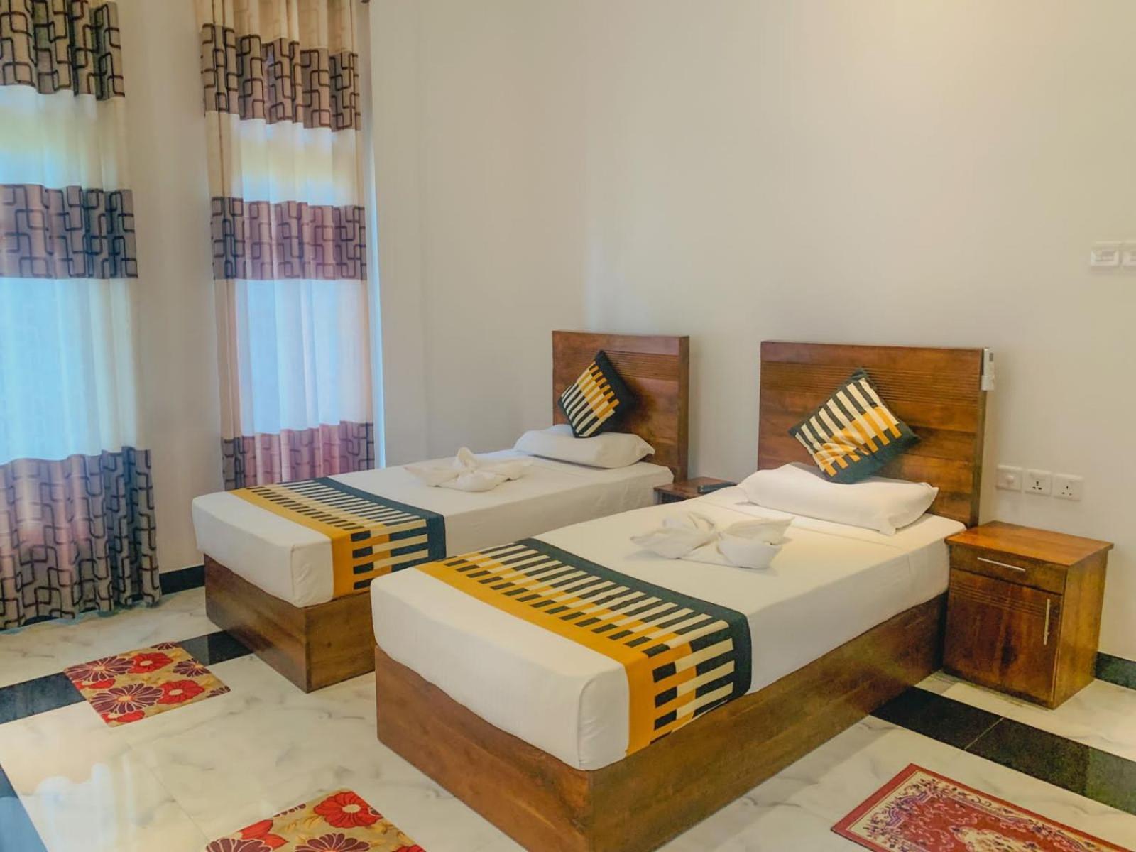 Hotel River Front Tissamaharama Ngoại thất bức ảnh